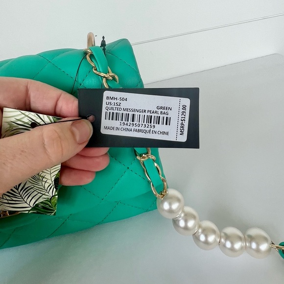 NWT Badgley Mischka | Pearl Messenger Bag - Picture 6 of 8